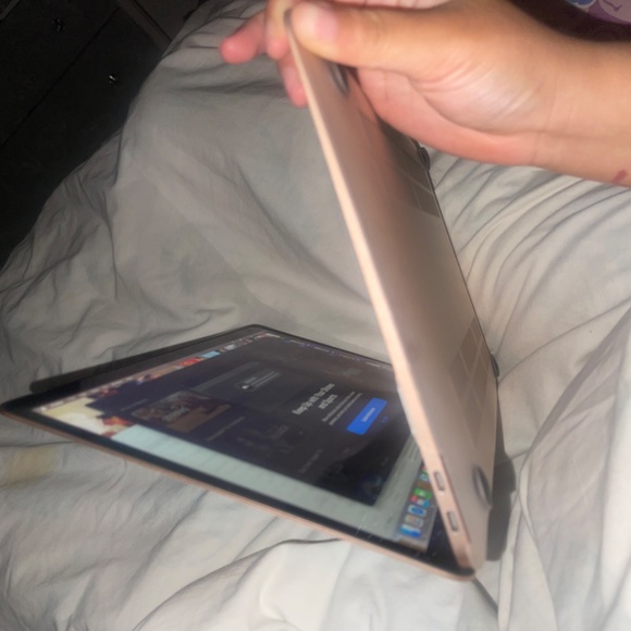 Macbook air - Picture 3 of 8